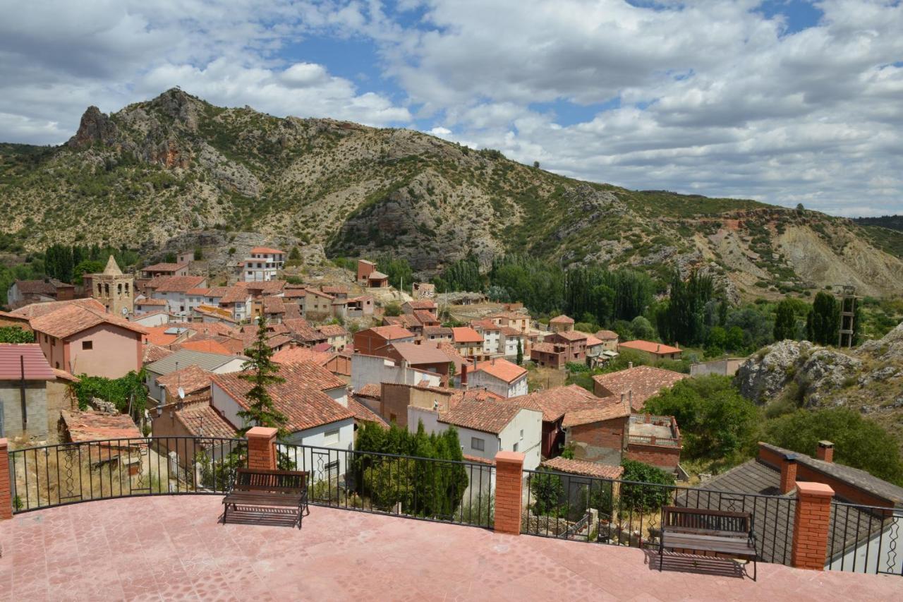 La Casita De El Cuervo Bed & Breakfast Екстериор снимка