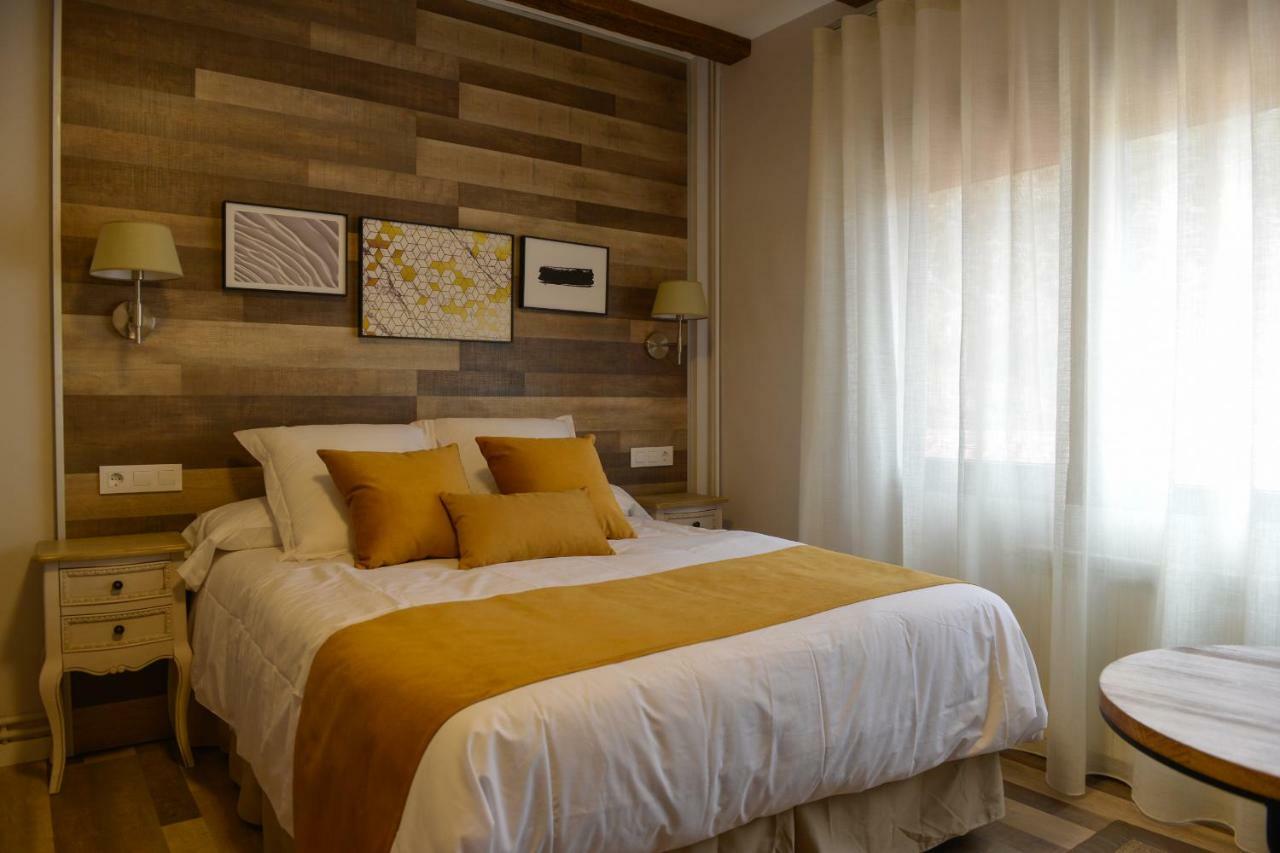 La Casita De El Cuervo Bed & Breakfast Екстериор снимка