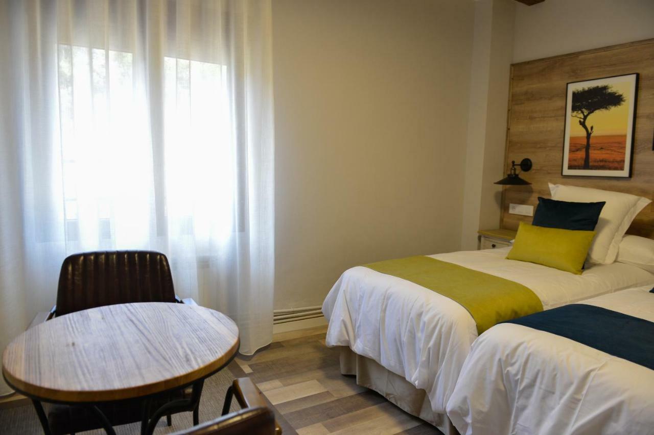 La Casita De El Cuervo Bed & Breakfast Екстериор снимка