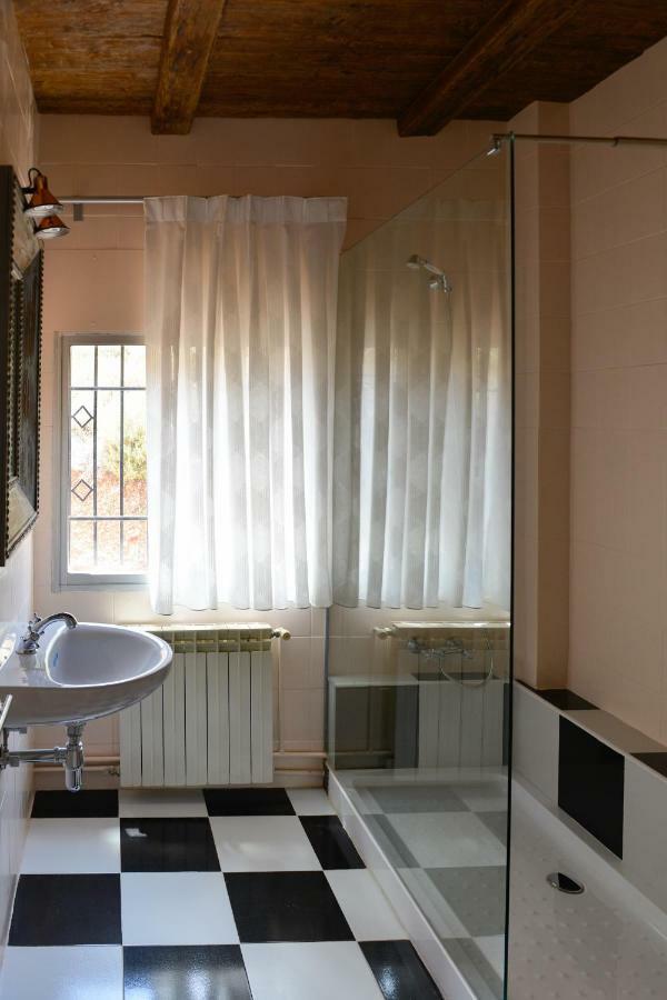 La Casita De El Cuervo Bed & Breakfast Екстериор снимка