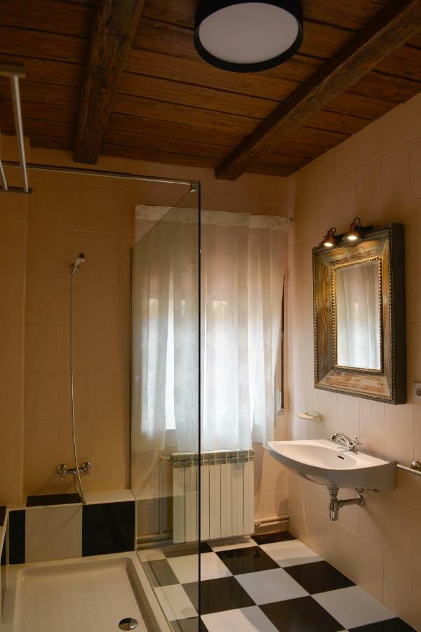 La Casita De El Cuervo Bed & Breakfast Екстериор снимка